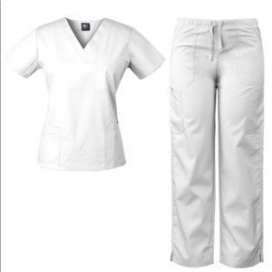 🍒08 7891 MedGear Women Scrub Set WHITE XSMALL